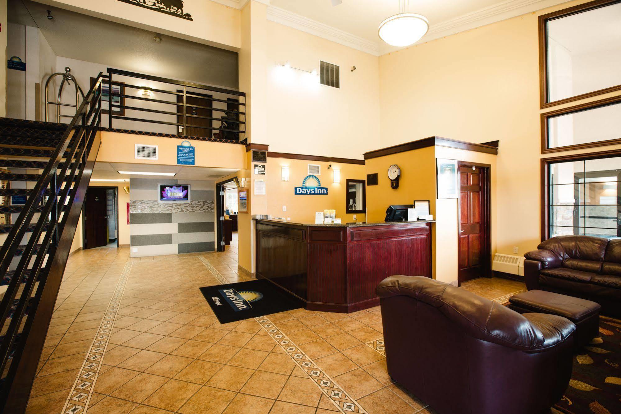 Days Inn By Wyndham Minot Zewnętrze zdjęcie